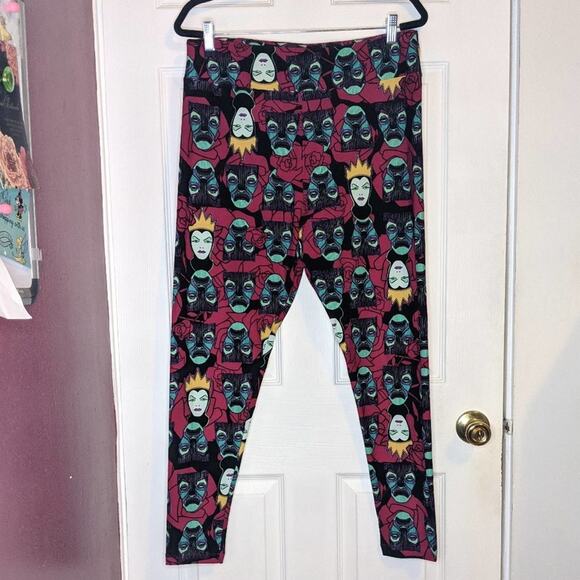 LuLaRoe Disney Snow White Evil Queen Mirror Red Roses Black Leggings TC2 - Picture 1 of 11